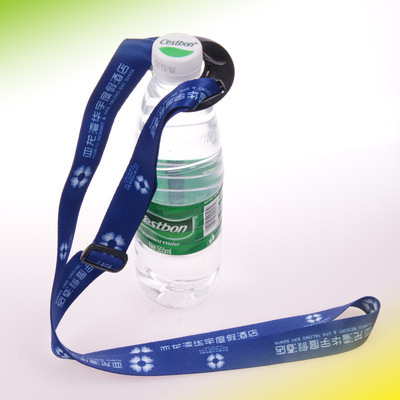 廠家專業(yè)定制水壺掛繩、飲料瓶掛帶與手機飾品——纖芊織帶工藝廠